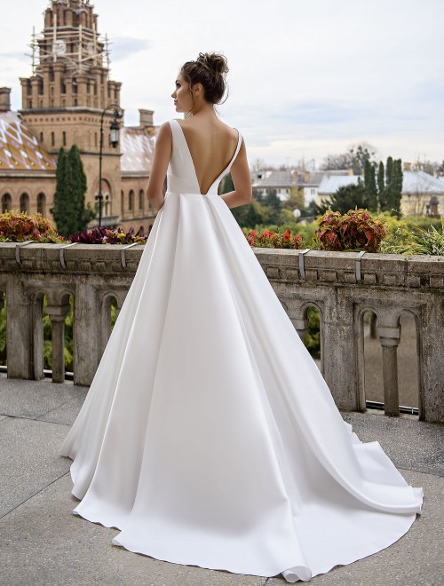 https://elisebride.ro/images/stories/virtuemart/product/VWD_SN_06       (3).jpg